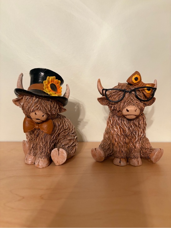 Hobby Lobby Other - Hobby Lobby Brown Highland Cow Figurine Duo with Sunflower Accents approx 4 1/2”